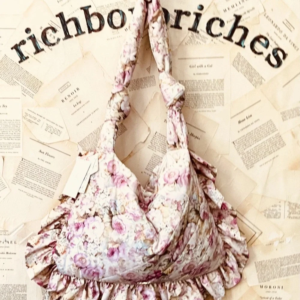 Free People Selkie Couch Cushion Bag Tote Shoulder Pammy Ivory Pink Floral - Picture 2 of 7